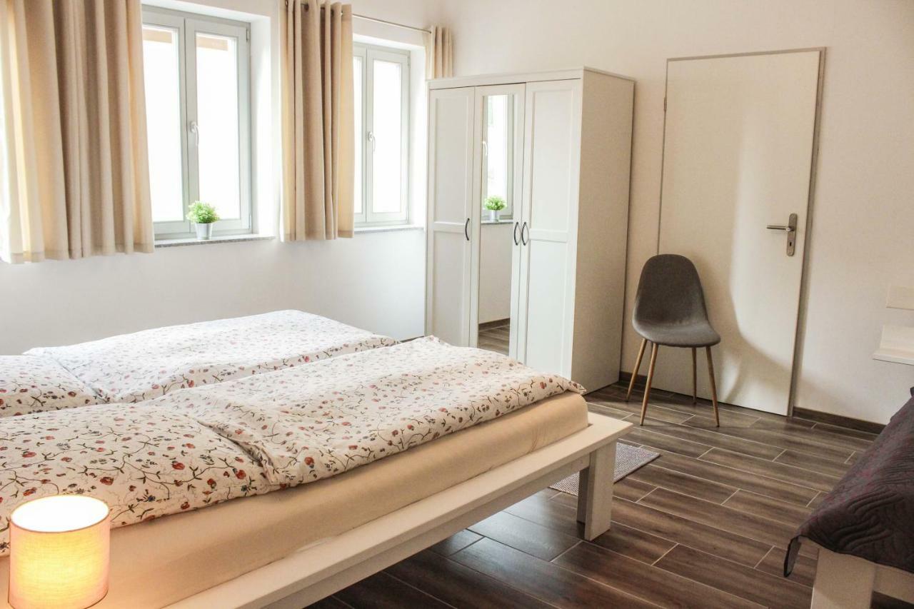 Appartement Weinquartier Naumburg à Naumbourg Extérieur photo